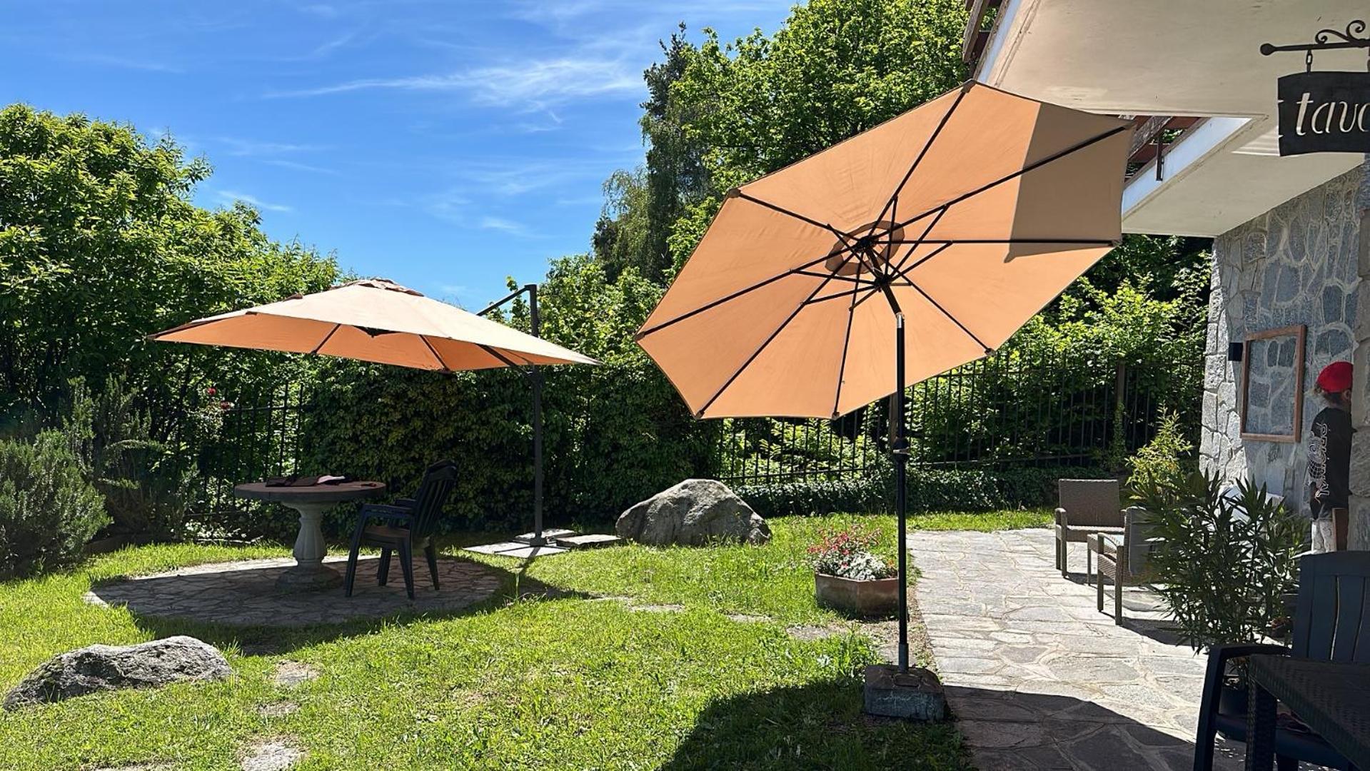 Civenna Villa D'Alba Guest House מראה חיצוני תמונה